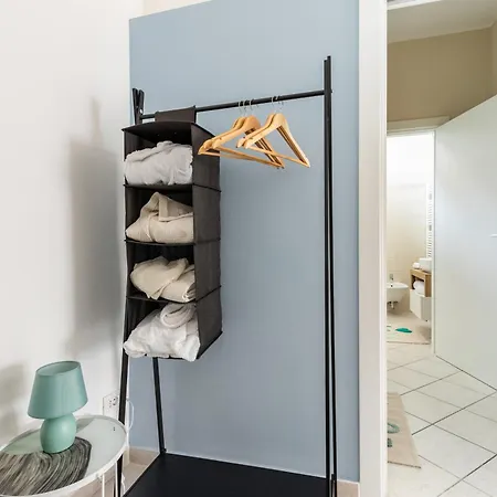 Open Space A 1' Dalla Stazione Appartement